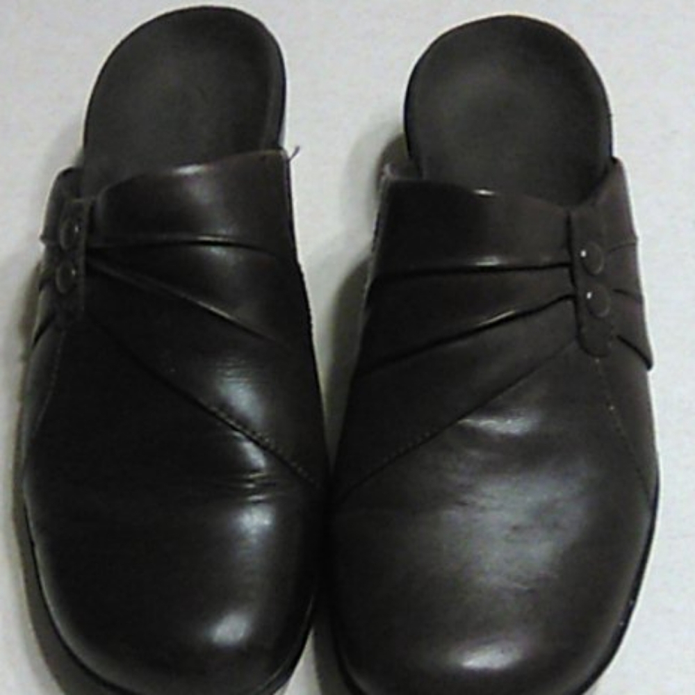Brown Clark Mule shoes